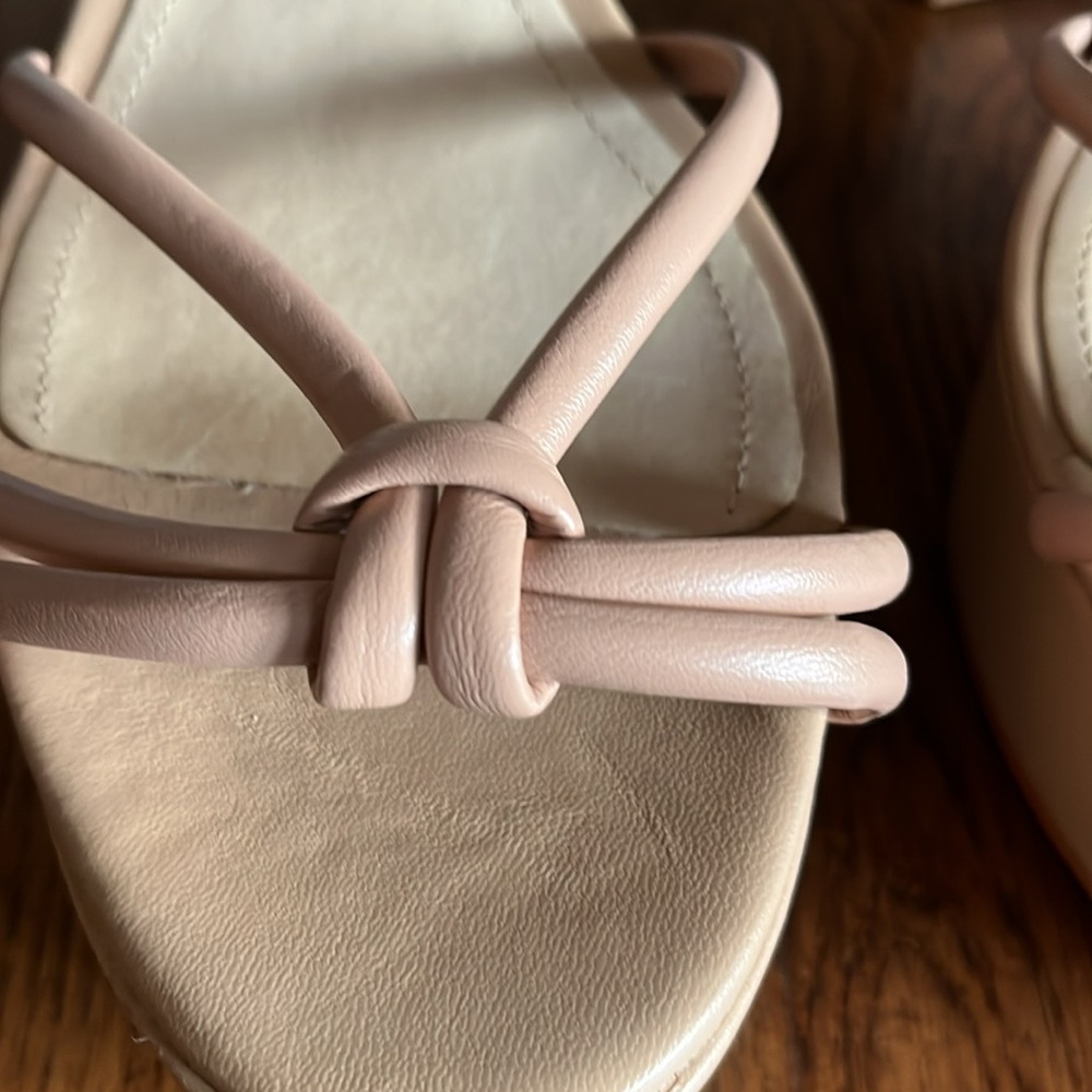SCHUTZ Kelsie Platform - Picture 8 of 10